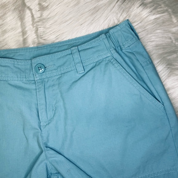 Columbia Womens Compass Ridge Shorts Iceberg | size 8 - Picture 2 of 4